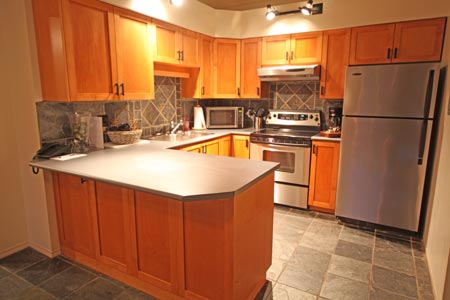 Full Kitchen