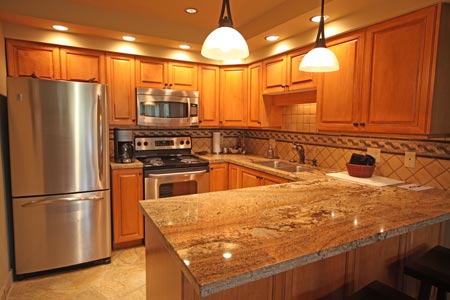 Full kitchen