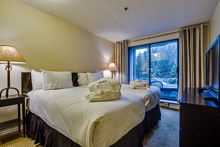 King Split in Second Bedroom