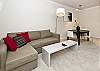 Jefferson 1- 2 bedroom Pool Level Luxury Hollywood Apt