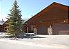 2 Bedroom 2 Level Luxury Unit With Mountain Views/Garage And Common Hot Tub