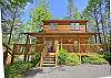 RUSTIC ELEGANCE #422 Gatlinburg 2 bedroom cabin updated with Arcade game and WIFI internet access
