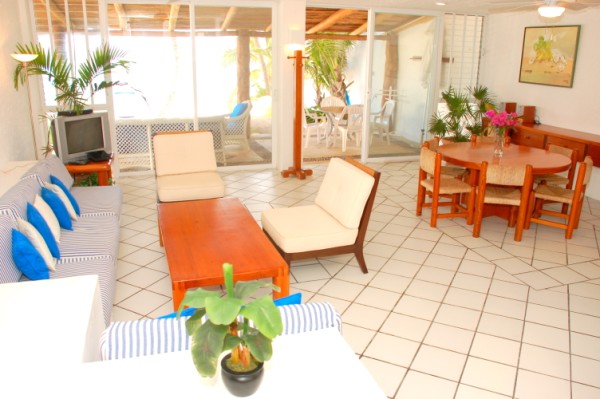 Charalito living and dining areas-Thumbnail