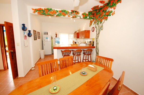 Dining area and kitchen. La Iguana 14, Akumal-Thumbnail
