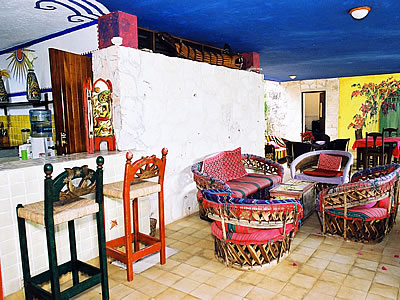 Main Level Outdoor Entertaining-Thumbnail