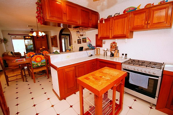 Full kitchen-Thumbnail