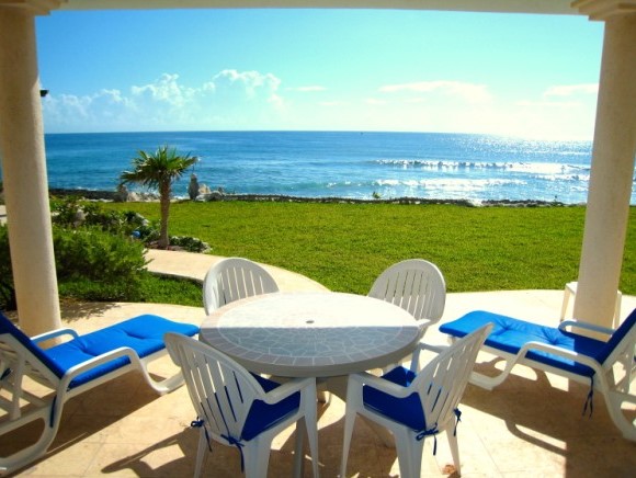 Shaded outdoor living-Thumbnail