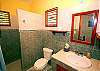 Canciones, Bathroom-Thumbnail