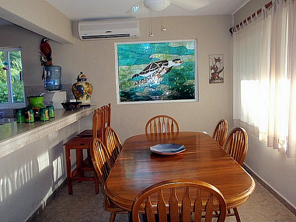 Dining Area-Thumbnail