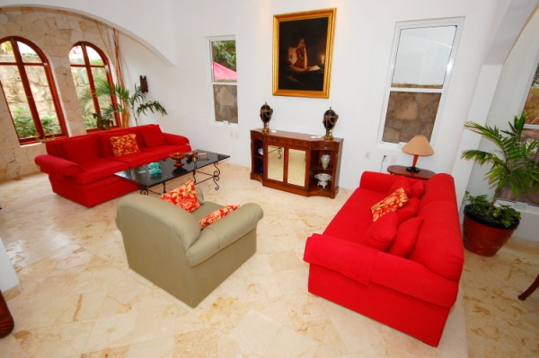 Living area 102-Thumbnail