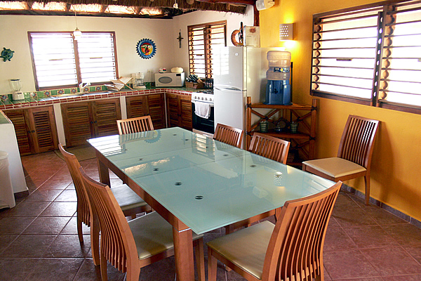 Dining Area-Thumbnail