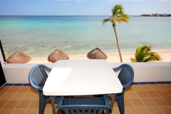 The private terrace at Yool Caanal 5, Akumal-Thumbnail