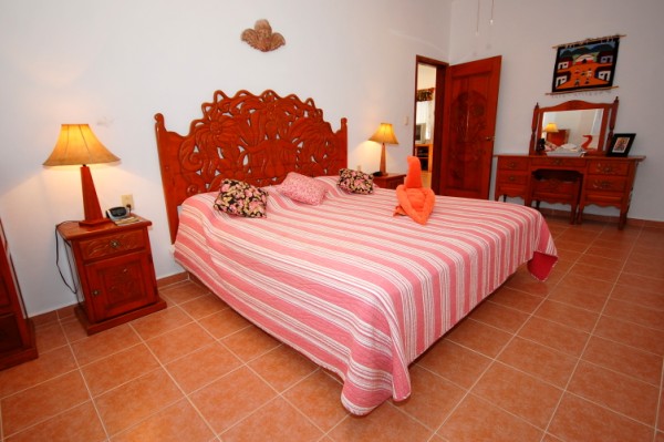 Master Bedroom, La Iguana #14, Akumal-Thumbnail