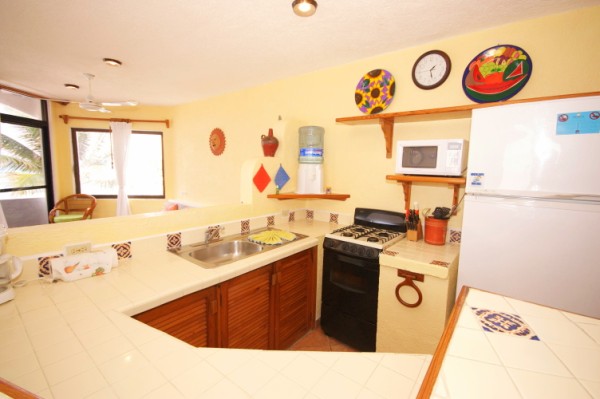Fully equipped kitchen-Thumbnail
