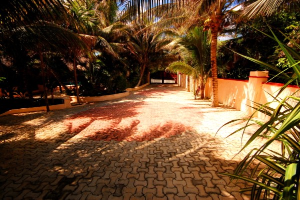 Large driveway at Casa Iguana, Akumal, Mexico-Thumbnail