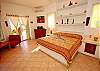 Beach level Master Suite-Thumbnail