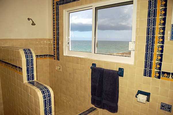 Upper Guest Bath-Thumbnail