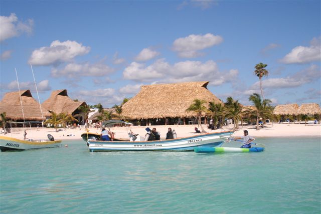 Akumal Bay Beach-Thumbnail