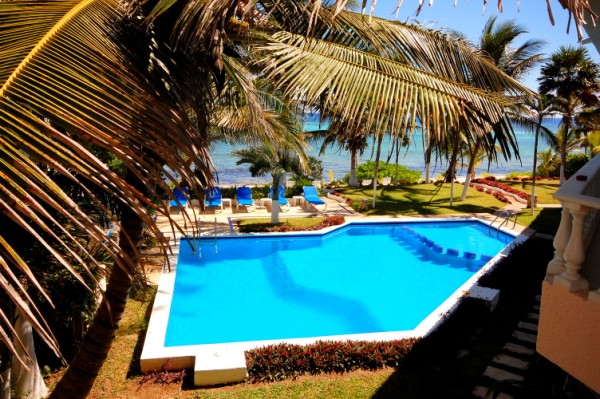 Seven Seas 4. View from the terrace. South Akumal-Thumbnail
