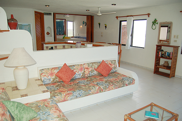 Main sitting area-Thumbnail