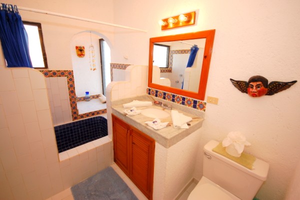 Second Guest Bedroom ensuite bathroom with tub.-Thumbnail