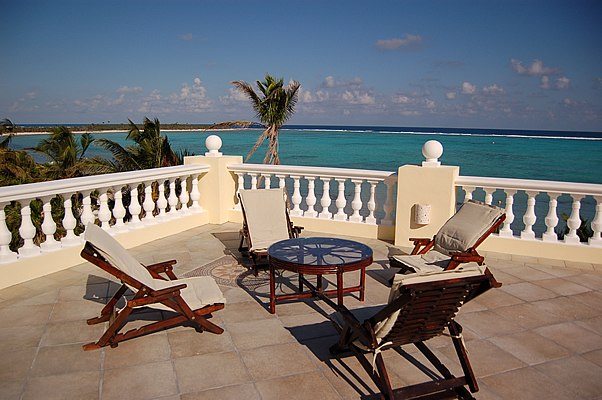 Sundeck-Thumbnail