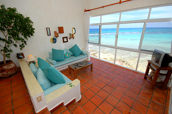 Living Area-Thumbnail