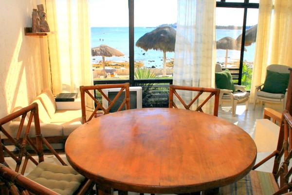Dining with great view!  La Iguana 1, Akumal-Thumbnail