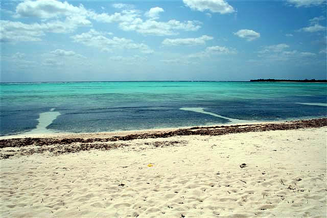 Casa Yamulkan Beach Area-Thumbnail