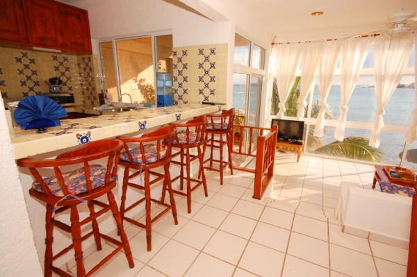 La Sirena Condos # 9, breakfast bar, Akumal, Mexico-Thumbnail