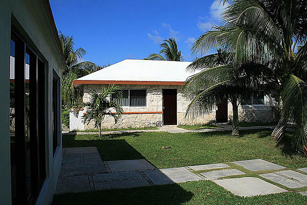Villas Mayas Bungalows (2)-Thumbnail