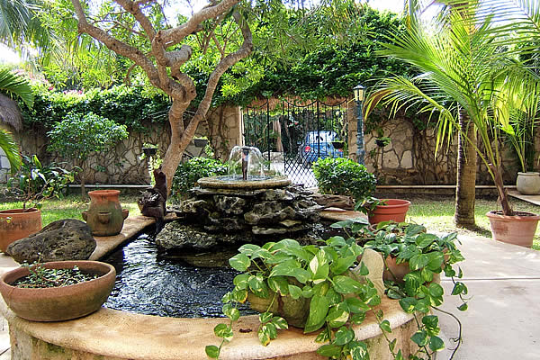 Courtyard Fountain-Thumbnail