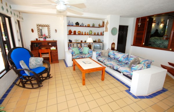 Living area with TV (open plan living/kicthen/dining area)-Thumbnail
