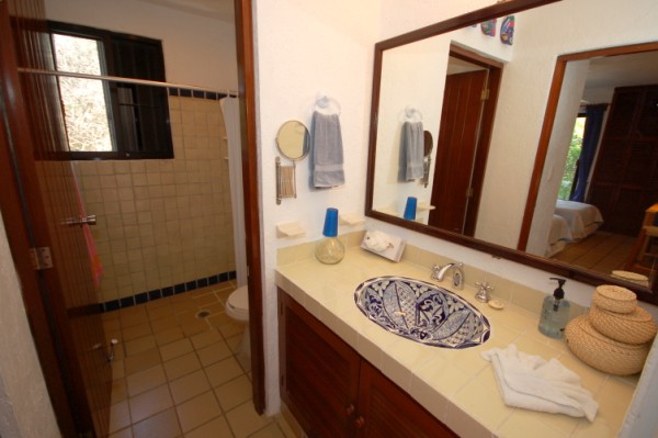 Guest Bathroom-Thumbnail