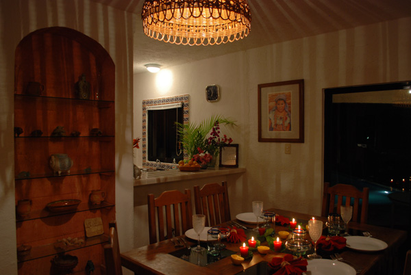 Dining Table-Thumbnail