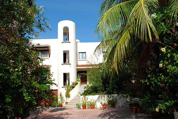 Casa de las Conchas, Garden Side.-Thumbnail