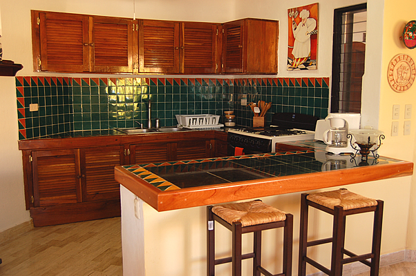 Full Kitchen-Thumbnail