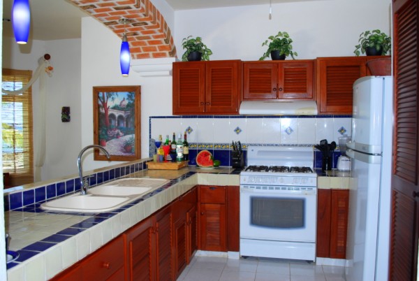Full Kitchen-Thumbnail