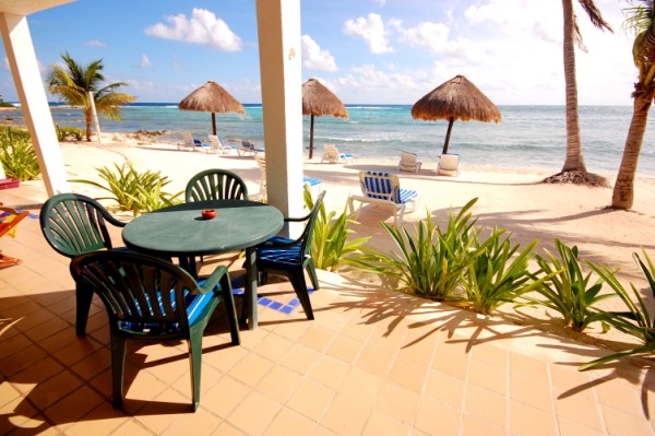 Yool Caanal 2 outdoor dining on private terrace.-Thumbnail