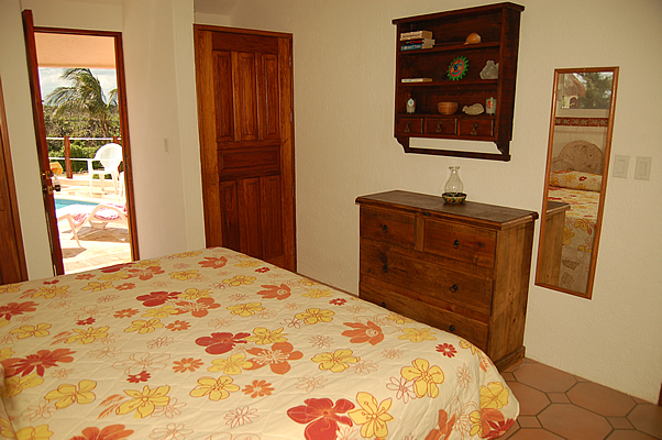 Lower Guest Bedroom-Thumbnail