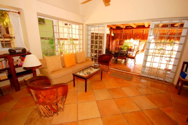 Indoor and outdoor living areas-Thumbnail