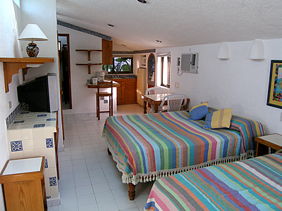 Casita Sur, Luna Azul-Thumbnail