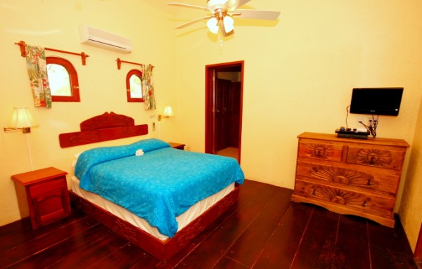 Main House master bedroom, Casa Iguana, Akumal, Mexico-Thumbnail