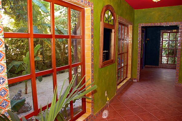 Entry Hall-Thumbnail