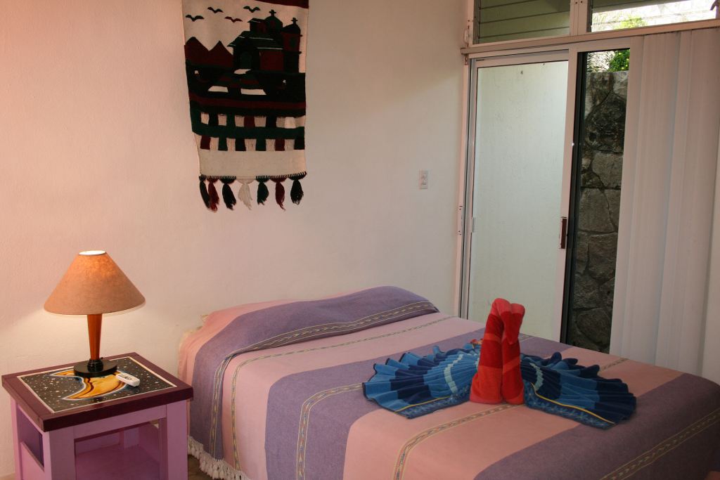 Lower Guest Bedroom-Thumbnail