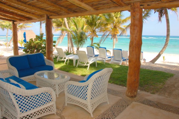 Outdoor living at Charalito-Thumbnail