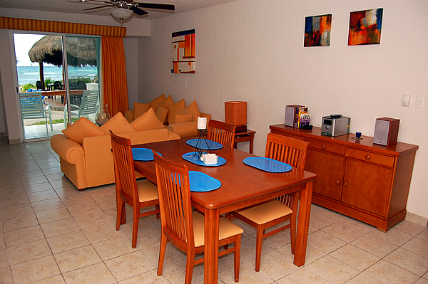 Tan Ik Beachfront Condos, Half Moon Bay, Akumal.-Thumbnail