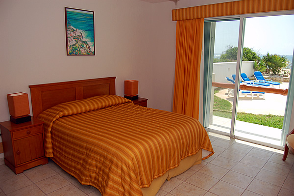 Tan Ik Beachfront Condos, Half Moon Bay, Akumal.-Thumbnail
