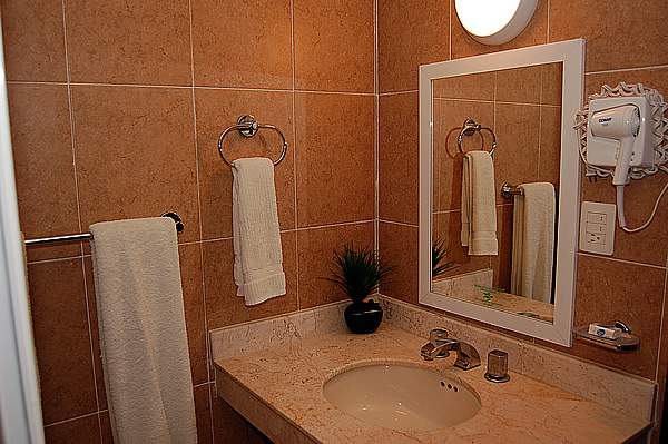 Tan Ik Beachfront Condos, Half Moon Bay, Akumal.-Thumbnail