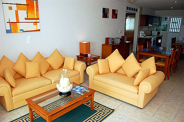 Tan Ik Beachfront Condos, Half Moon Bay, Akumal.-Thumbnail
